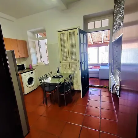 Traditional Φουνκάλ